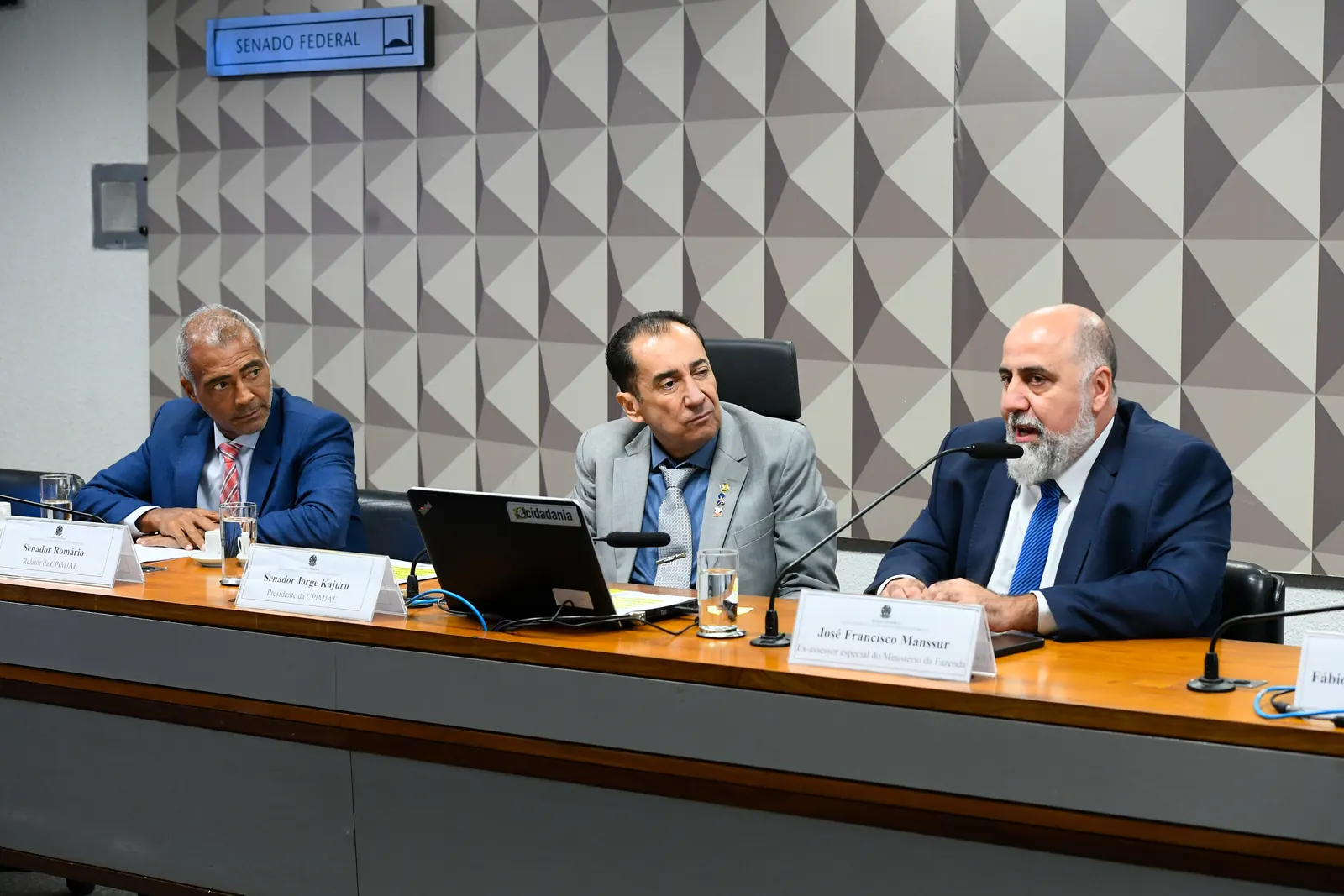 José Manssur, ex-secretário adjunto do Ministério da Fazenda, analisa cenário da publicidade de bets no Brasil