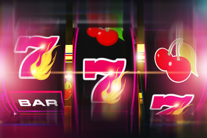 Imagem do jogo de slot Big Bass Splash com tema de pesca, mostrando um peixe e uma vara de pescar.