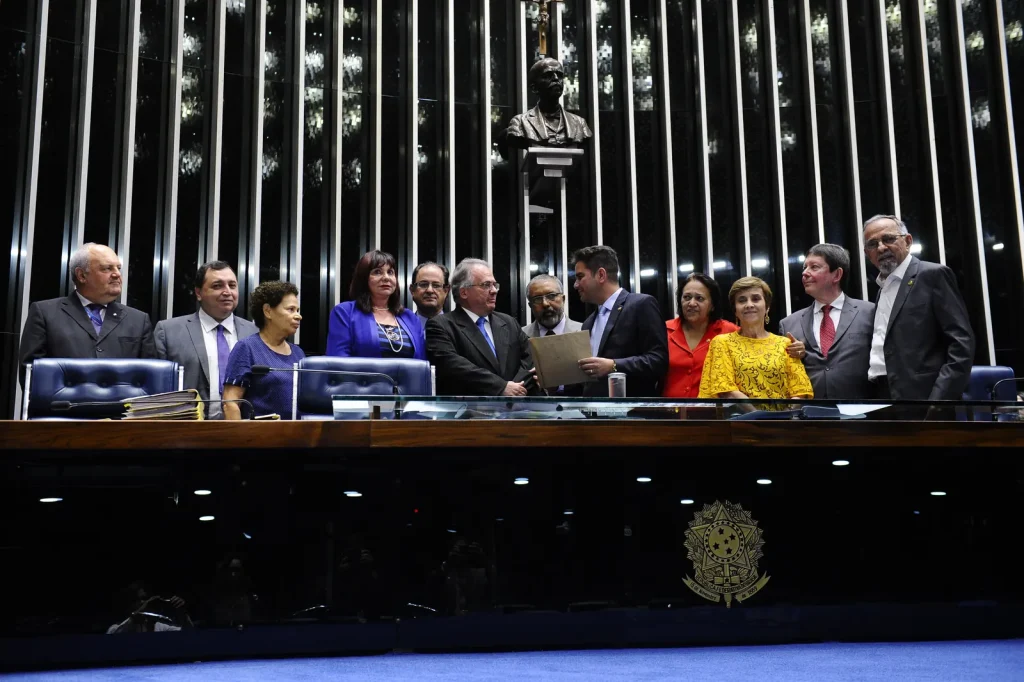 Sessão do Tribunal de Justiça Desportiva de Santa Catarina (TJD-SC) durante julgamento de caso de manipulação de resultados