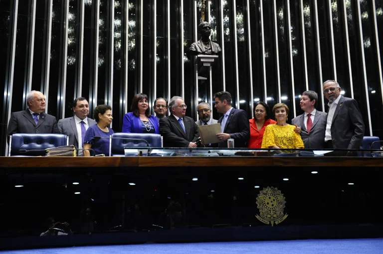 Sessão do Tribunal de Justiça Desportiva de Santa Catarina (TJD-SC) durante julgamento de caso de manipulação de resultados