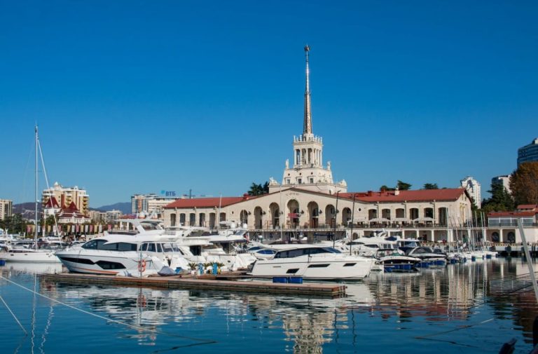 Fachada do Casino Sochi em Krasnaya Polyana, Rússia