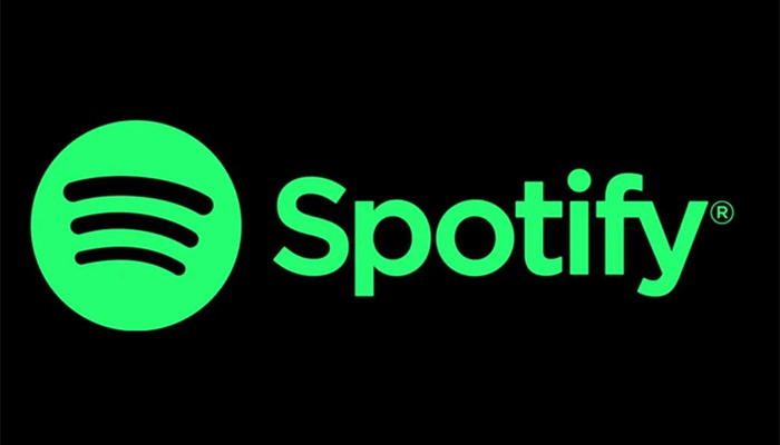 Gráfico mostrando a queda nas reproduções de uma música no Spotify, com um pequeno robô ao lado e o logo da plataforma, simbolizando a manipulação por bots.