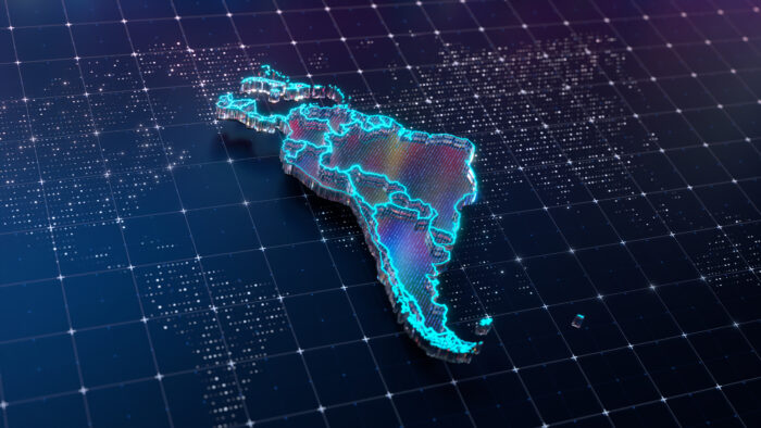 Gráfico de linha descendente representando a queda na taxa de retenção de jogadores de cassino online no Brasil e América Latina em agosto de 2026, segundo estudo da Optimove.