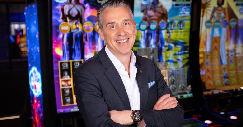 Marcel Heutmekers, Sênior Vice-Presidente da Merkur Games International, durante entrevista sobre o portfólio da Merkur Group e a participação no G2E 2026